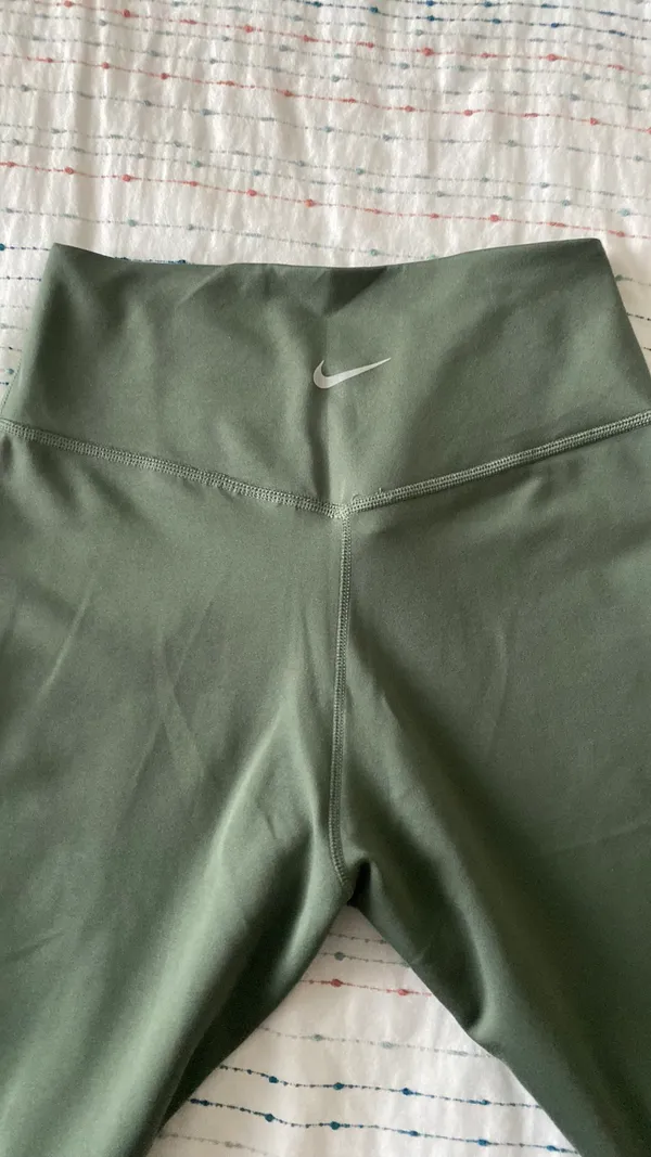 Nike Leggings - Image 4