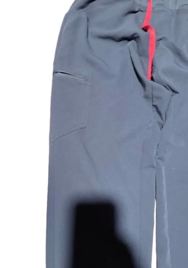 FIGS Zamora Jogger Scrub Pants Charcoal Grey Size Medium FIGS Zamora jogger scrub pants in charcoal grey, size Medium/Petite. Jogger cut with tapered leg and elastic ankle. Red drawstring waistband, zippered pocket. Technical Collection fabric, Threads for Threads edition. Pre-owned, no visible wear. - Image 2