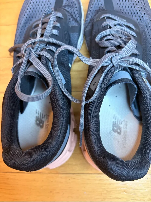 On Running Cloudflow Women's Sneakers - Image 7