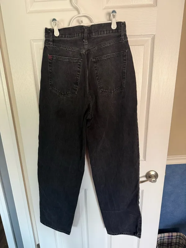 BDG Jeans High-Rise Baggy - Image 2