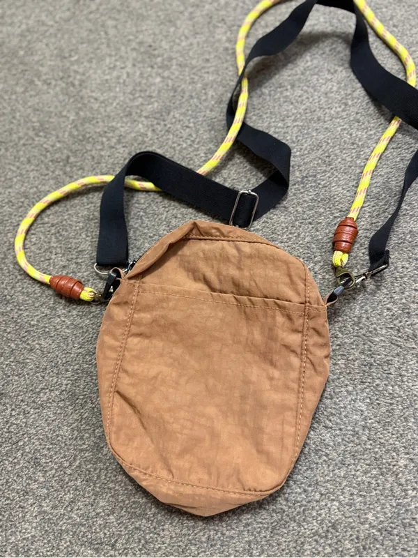 BAGGU Sport Crossbody Bag Brown Small Solid Zip Closure Adjustable Strap - Image 2