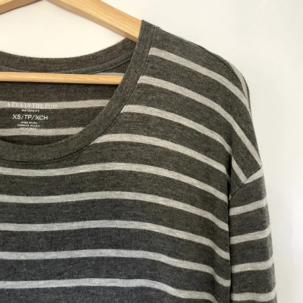 A pea in the pod maternity sweater‎ gray striped knit top women's size small - Image 2