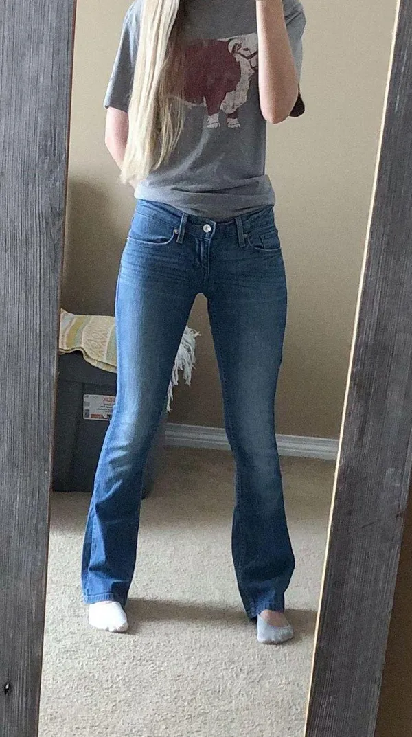 Levi's Boot Cut Jeans - Image 8
