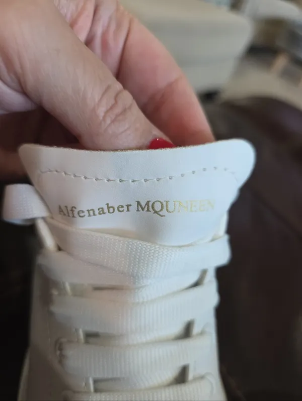 Women's Oversized Colorblocked Sneakers White Black Size 10 Minimialistic - Image 8