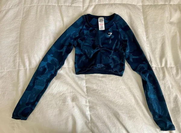 Gymshark Long-sleeve Crop Top - Image 3