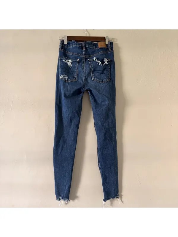 American Eagle Hi-Rise Jegging - Distressed Raw Hem - Size 6 - Image 4
