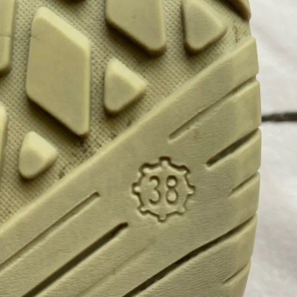 ECCO Women’s Shoes size 38 fits 7 / 7.5 - Image 9