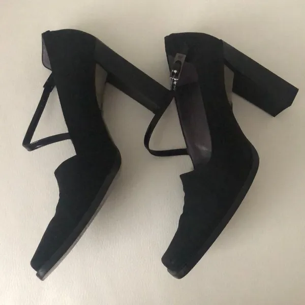 🔥 Square Toe Pump w/Strap Black Size 7 - Image 6