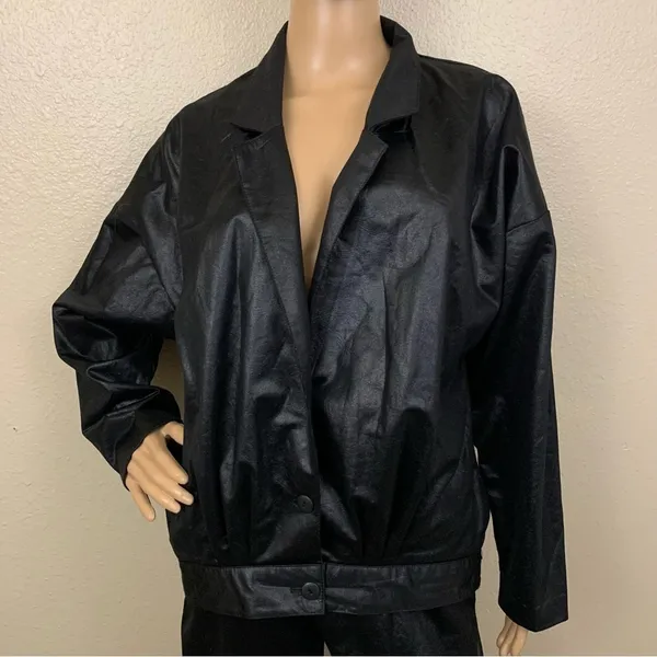 Vintage 1980s Black Faux Leather High Waisted 2pc Pantsuit Set Size 9/10 - Image 5