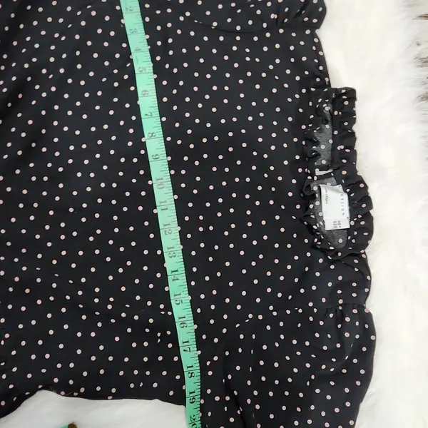 ASOS Women's short sleeve‎ mock neck oversized jumpsuit black pink dots size 6 - Image 6