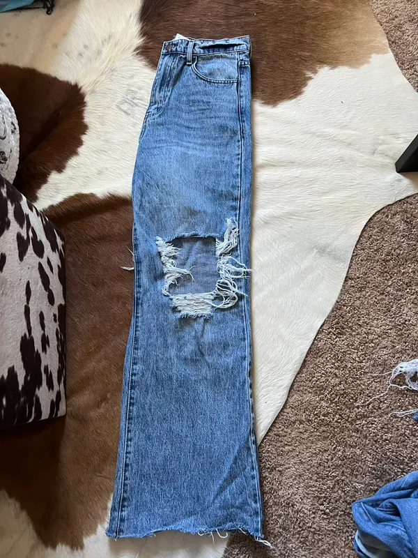 Vibrant Jeans - Image 3