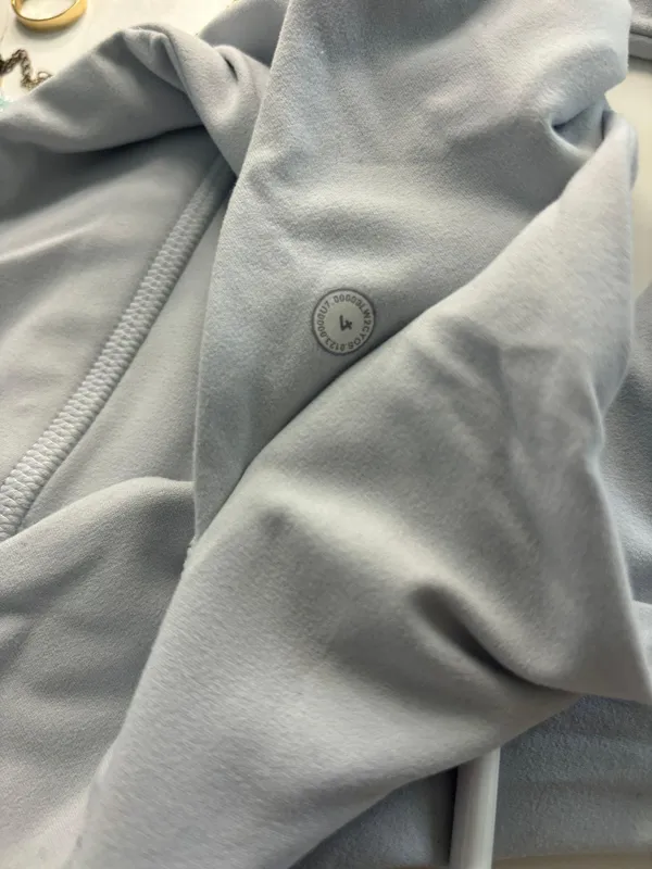 Lululemon Sports Bra 4 - Image 3