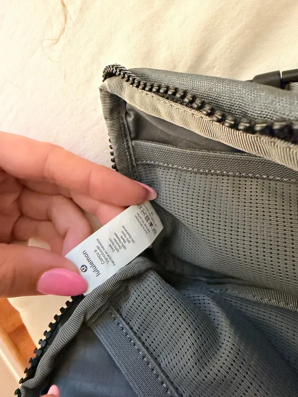 Lululemon Belt Bag - Image 2