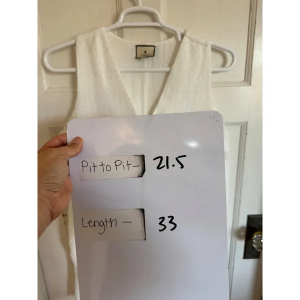 Tuckernuck white Myla textured romper size large‎ - Image 11