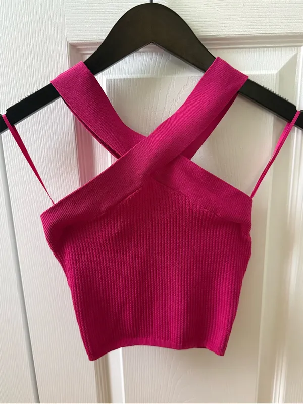 Aritzia Babaton Sculpt Knit Criss Cross Cropped Tank in Pink - Image 2