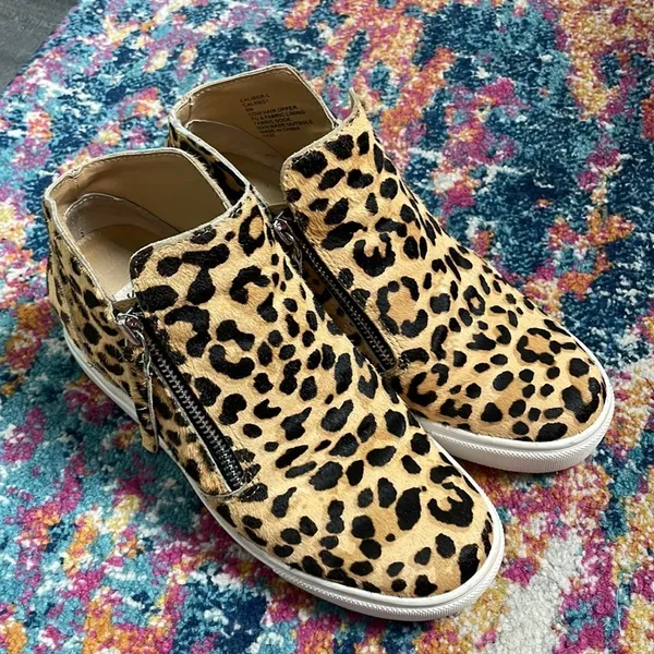 Steve Madden Caliber Leopard Wedge Sneaker Bootie size 6 Mobwife - Image 4