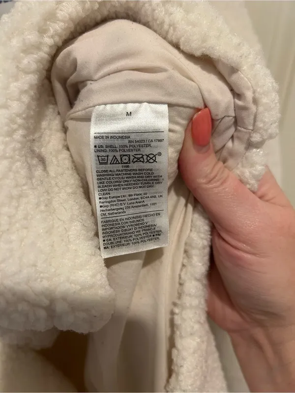 Old Navy Cream Teddy Shacket with Front Pockets - Image 6