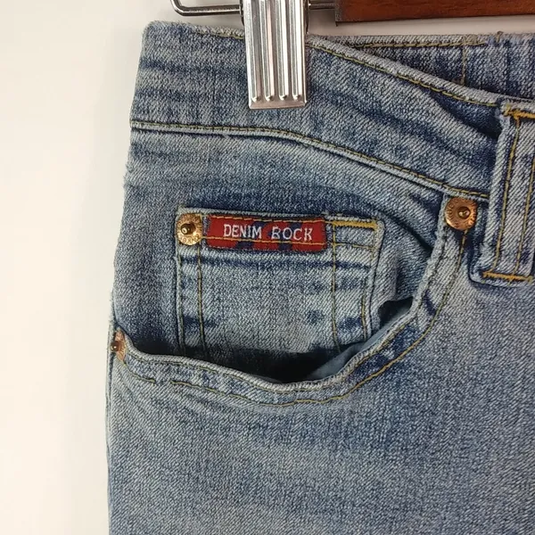Denim Rock 5 28x30 Y2K Low Rise Medium Wash Flare Jeans - Image 3