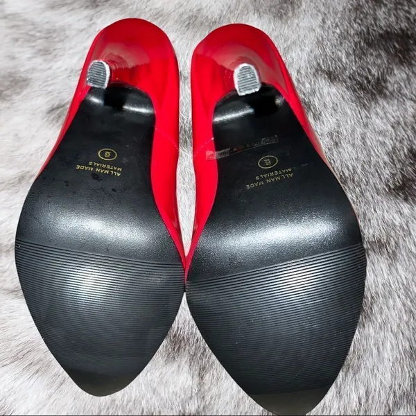 Lovers lane sexy and gorgeous red patten leather heels ! Nwot - Image 7