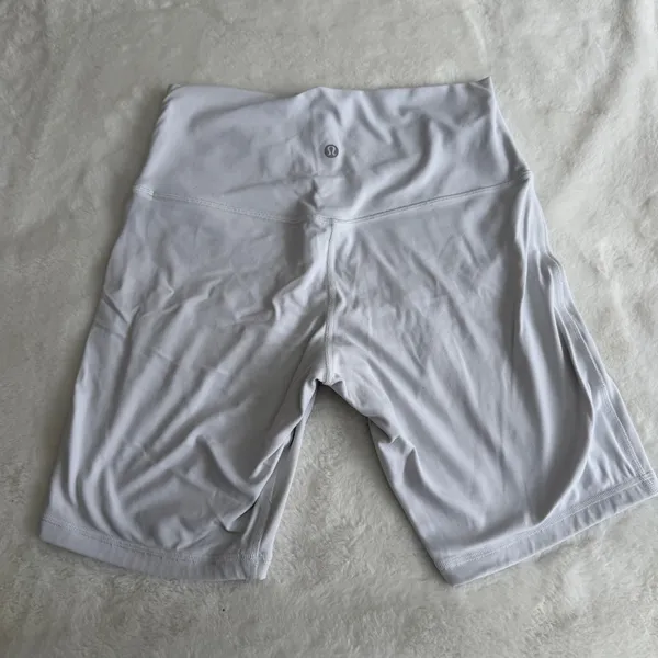 Lululemon Align Short 8" White Size 8 - Image 2