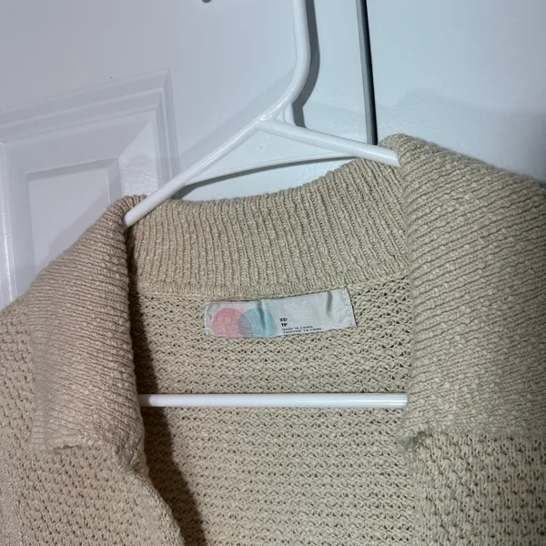 Free People Polo‎ Nolan Sweater XS Beige Short Sleeve V-Neck Cropped Coastal - Image 3