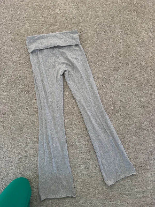 SKIMS Pants - Image 4