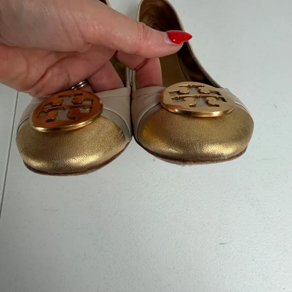 Tory Burch Minnie Womens 8.5 Cap Toe Logo Beige Gold Ballet Flat Slip On Shoe - Image 8