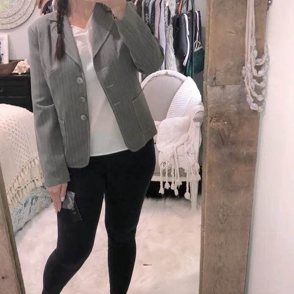 Audrey B size 8 suit career blazer jacket Gray - Image 2