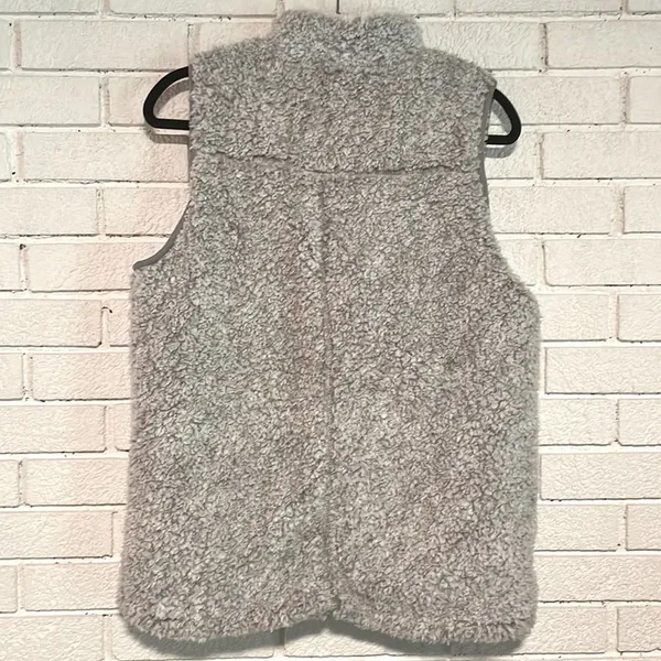 Altar’d State- Light Grey & White Super Soft Sherpa Vest w/ Zip Pockets- Size S - Image 2