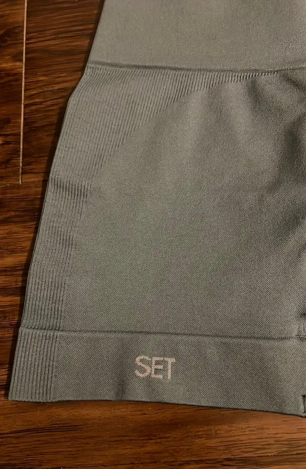 Set Active sculptflex bike shorts in wave - Image 3