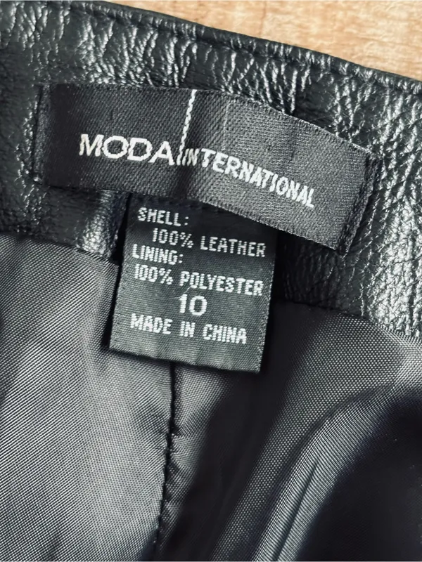 Moda International Black Leather Boot Cut Pants size 10 (15"W x 32" inseam) - Image 4