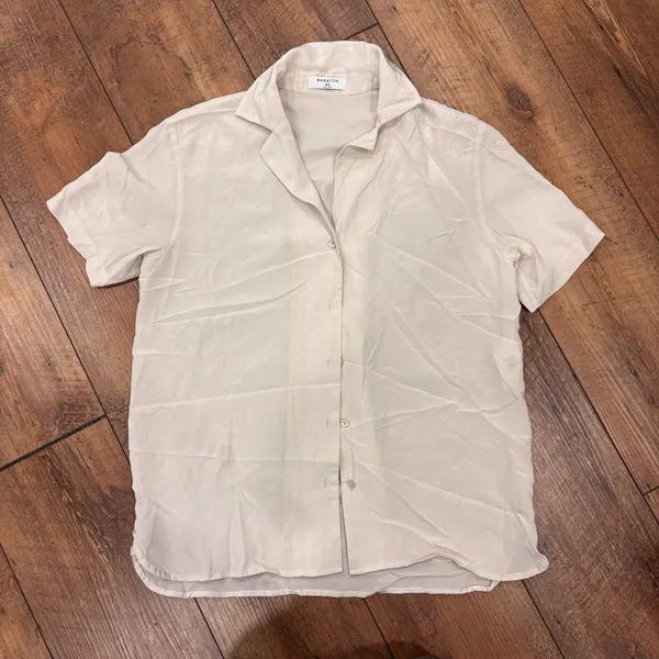 Aritzia BABATON Academy Matte Pearl 100% Silk Shortsleeve Blouse Button-Up 2XS - Image 3