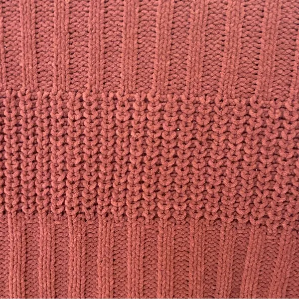 Poof Apparel Long Sleeve Mauve Turtleneck Knit Sweater Women's Size Small - Image 3