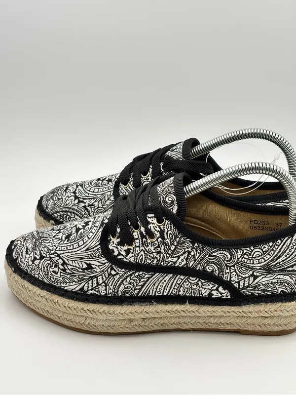 Catisa Black & White Paisley Espadrille Lace-Up Flats Size 37 / US 6.5 - Image 5