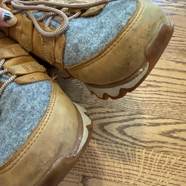 Sorel Kinetic Caribou Boot Camel - Image 6