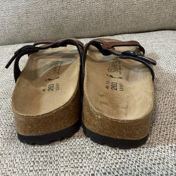 Birkenstock Birki's Sylt Red Snake Scale Print Criss‎ Cross Strap Sandals Size 9 - Image 4