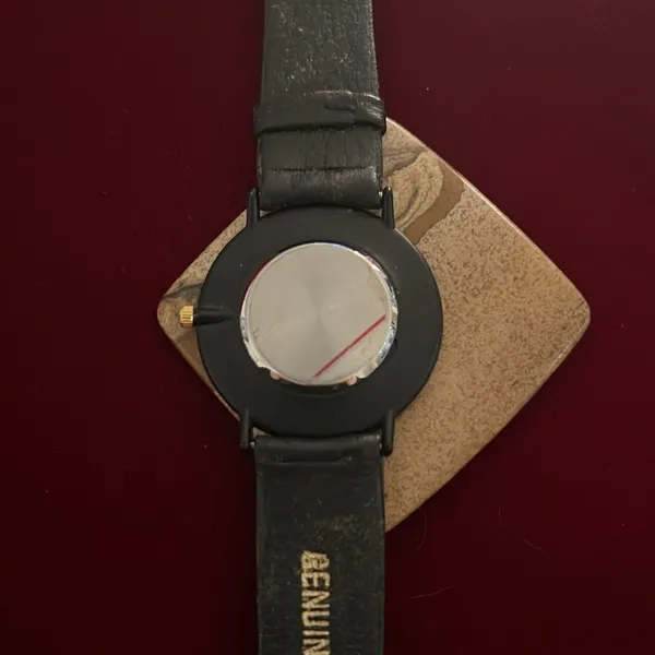 Vintage Vlado Quartz Japan Movement Ladies Watch - Image 3