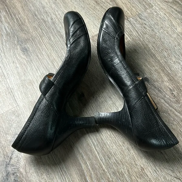Steve Madden Leather Mary Jane Heels Size 8.5 Medium - Image 6