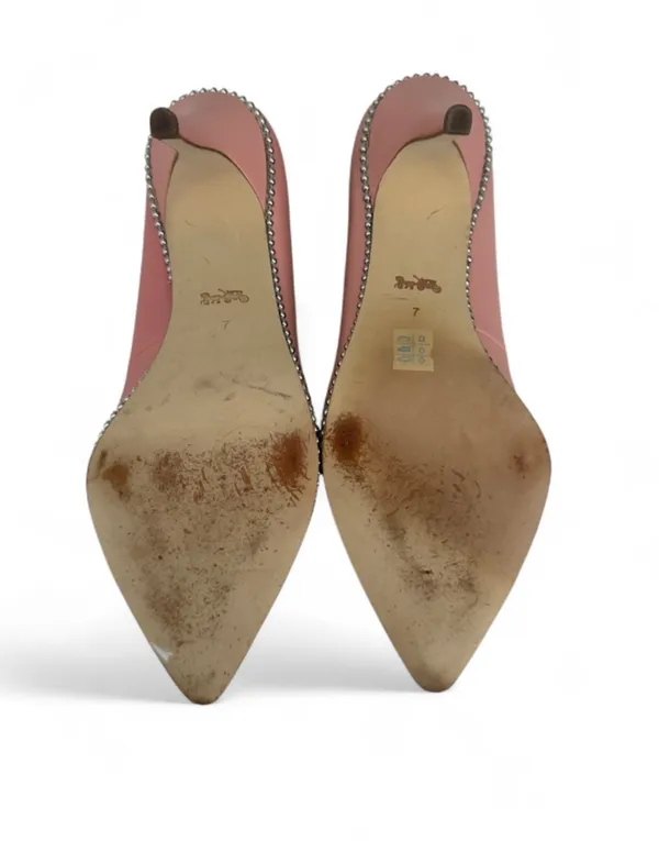 Coach Blush Pink Pointed-Toe Mid-Heel Pumps with Gold Trim - Image 7