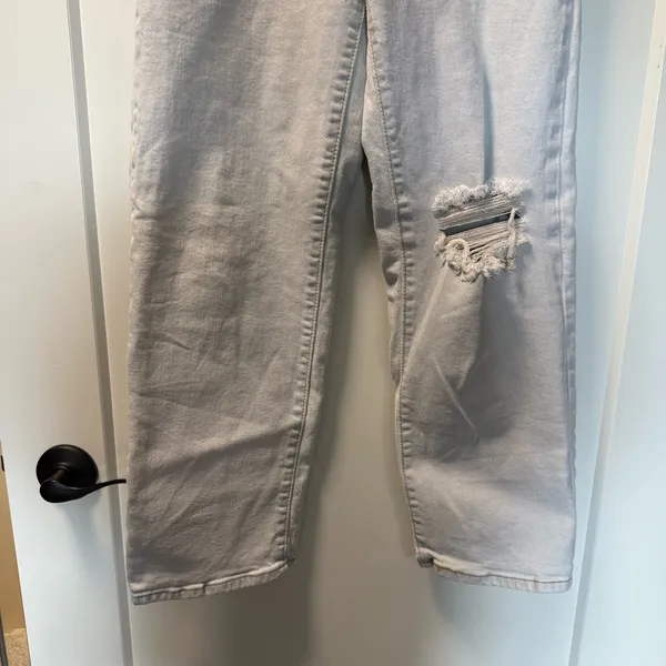Levi's Ribcage Straight Ankle Jean Light Wash Distress High Waist Button‎ Fly 26 - Image 2