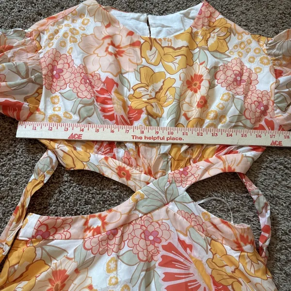 Hello Molly Lovely Limelight Cut Out Floral Dress Size 6 NWT - Image 5