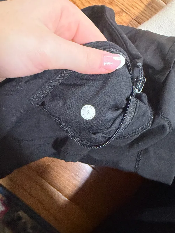 Lululemon Speed Up Shorts 2.5" - Image 3
