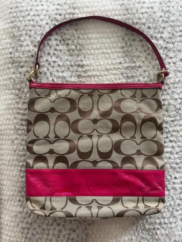 Coach Signature Shoulder Bag Brown Canvas - Image 2