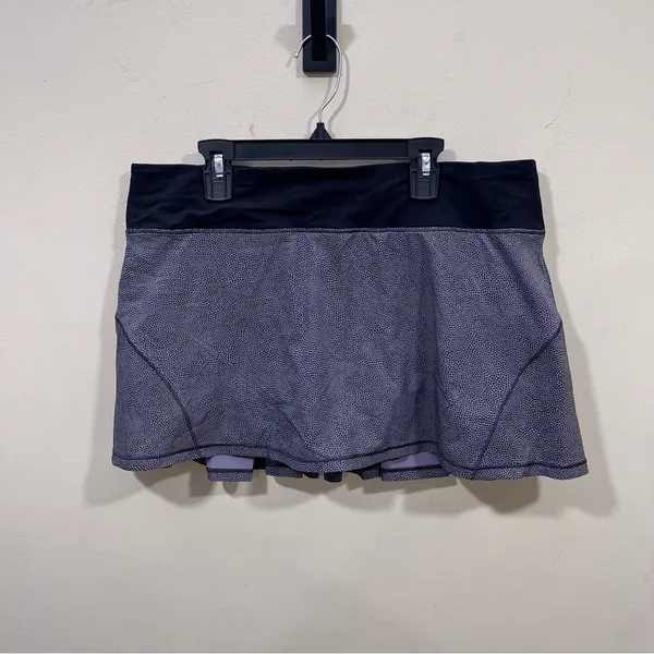 Lululemon Circuit Breaker Skirt II size 10 Regular EUC skort athletic sports - Image 3