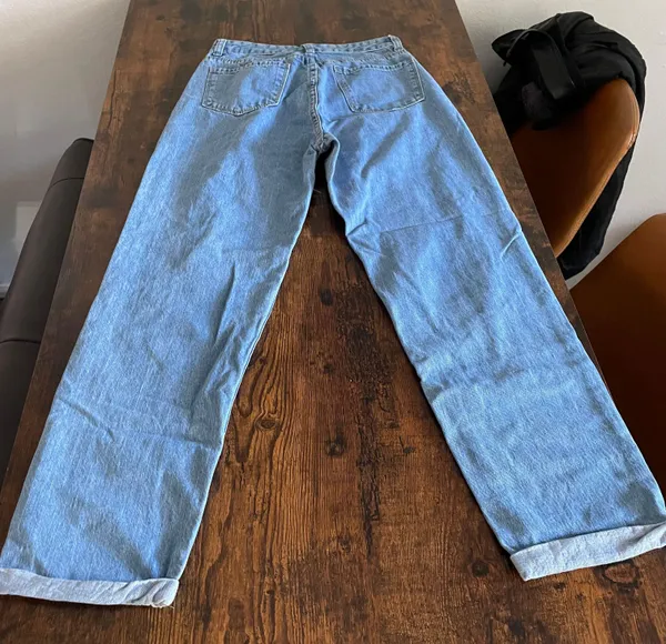 SheIn high waisted ripped Mom jeans - Image 2