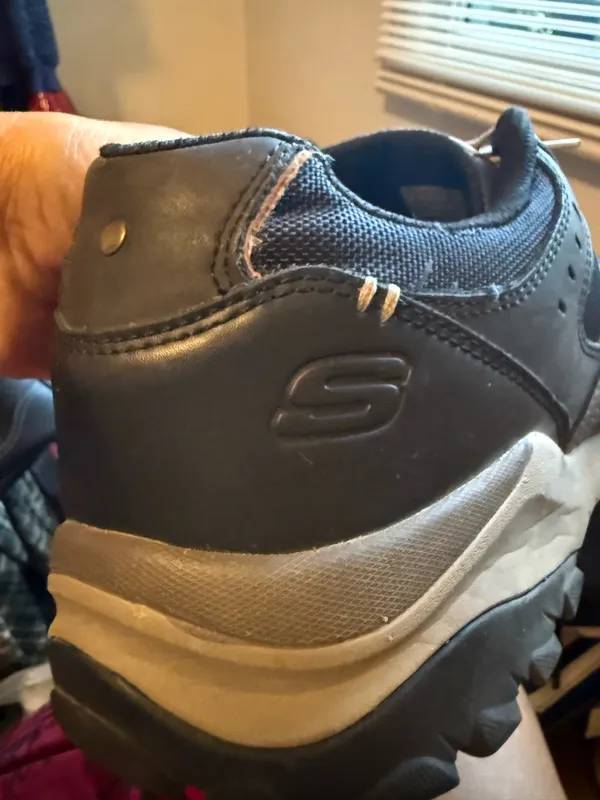 Skechers Shoes Memory Foam - Image 5