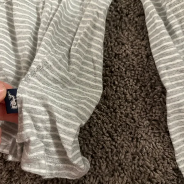 Vineyard vines button up - Image 2