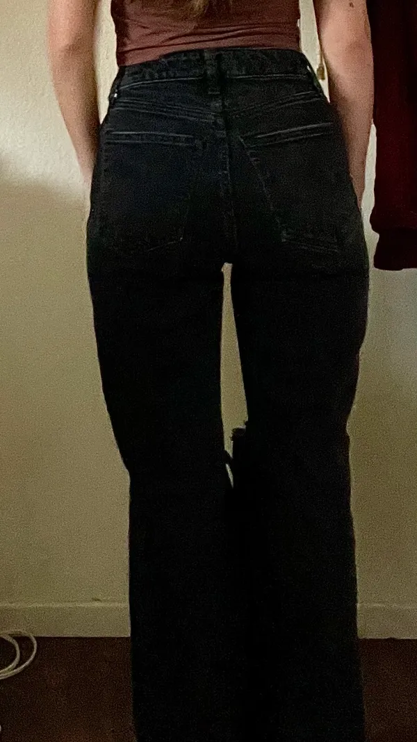 Abercrombie & Fitch Black Distressed Jeans - Image 4