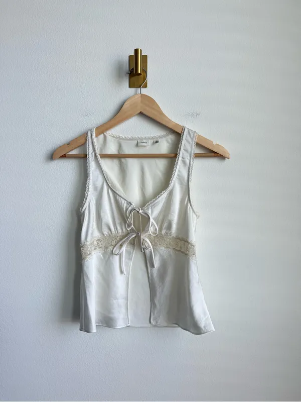 Aritzia Wilfred Picnic Satin Babydoll Camisole Ivory Lace Tie Front 2XS - Image 11