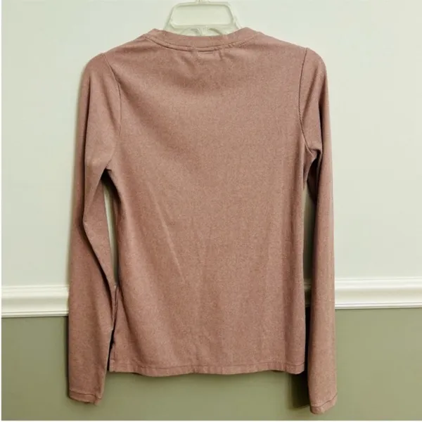 Women’s Athleta Uptempo Pink Mauve Ribbed Henley Long Sleeve Top Size Small - Image 3